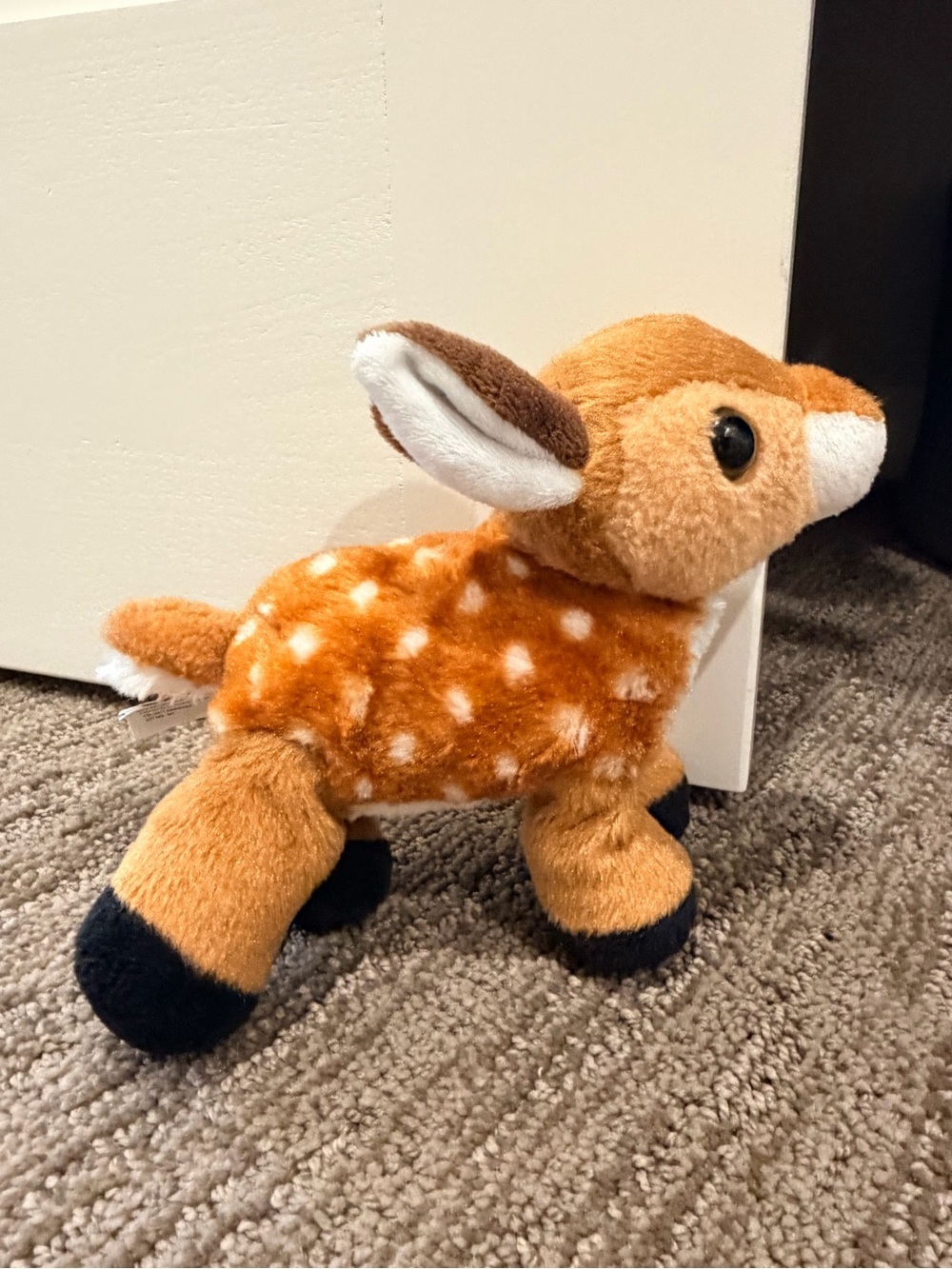 Wild Republic Hug'Ems Fawn stuffed plush toy- brown spotted body. 7” - Picture 3 of 4